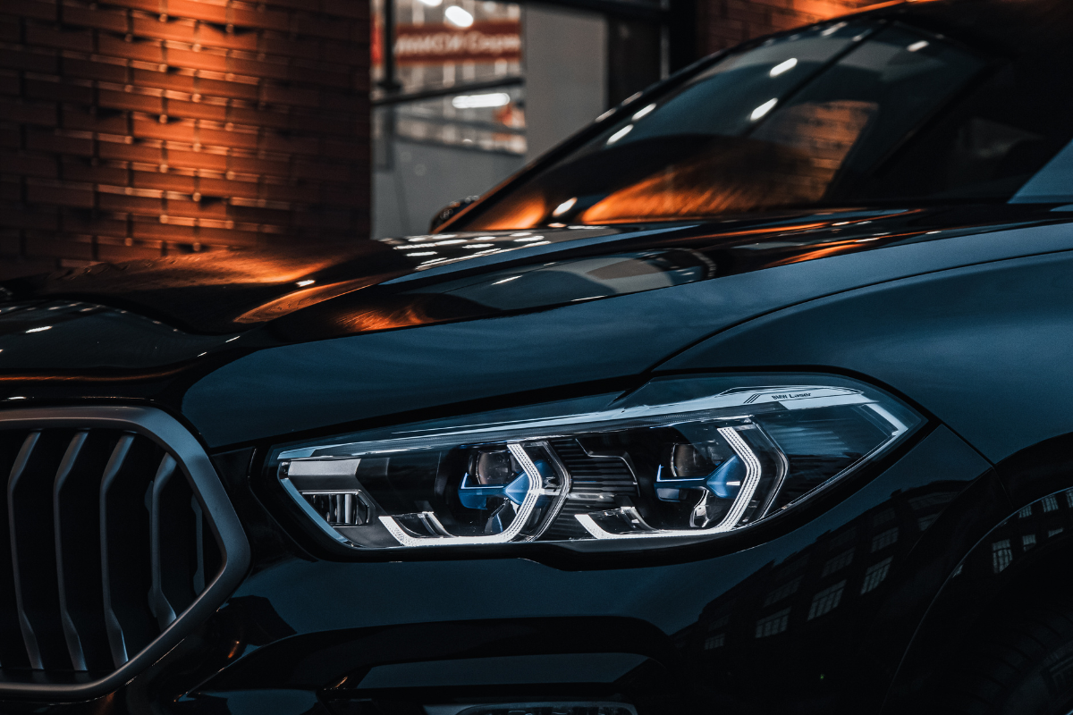 La cat timp se aplica lacul peste vopsea